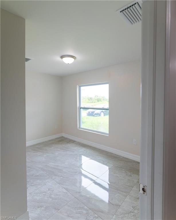 941 Jaguar BLVD photo 12