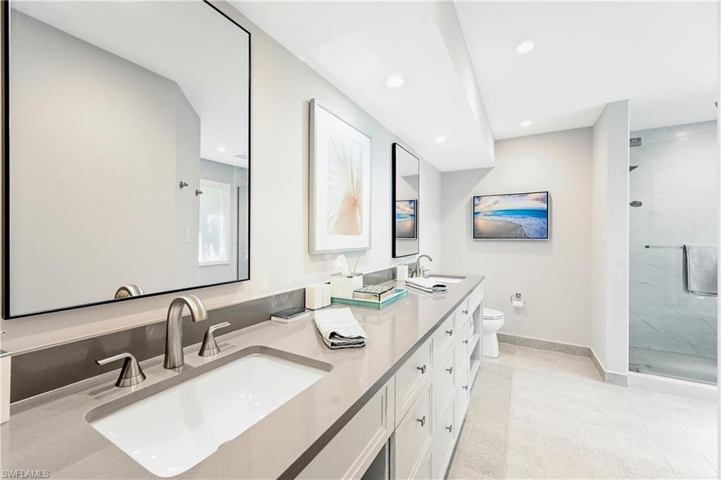 Primary Bath - ensuite