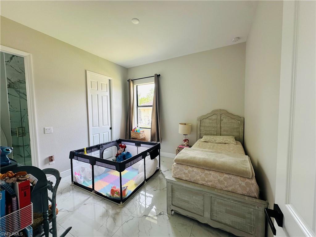 613 Hibiscus AVE photo 8