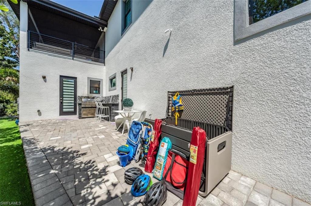 4064 Full Moon CT photo 39