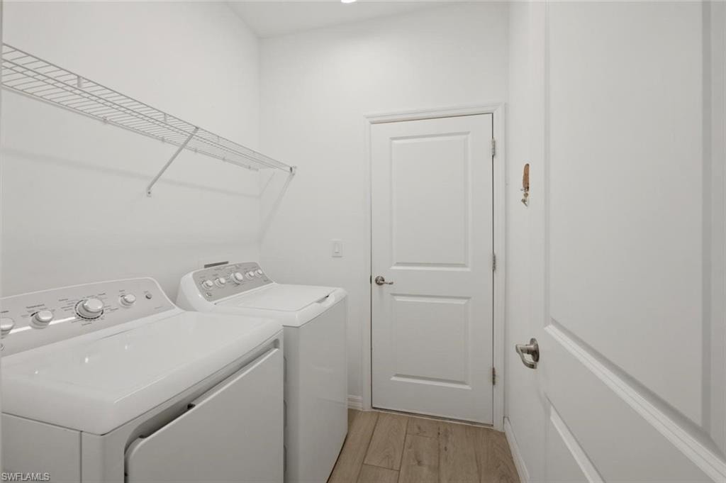 2294 Avocado LN photo 23