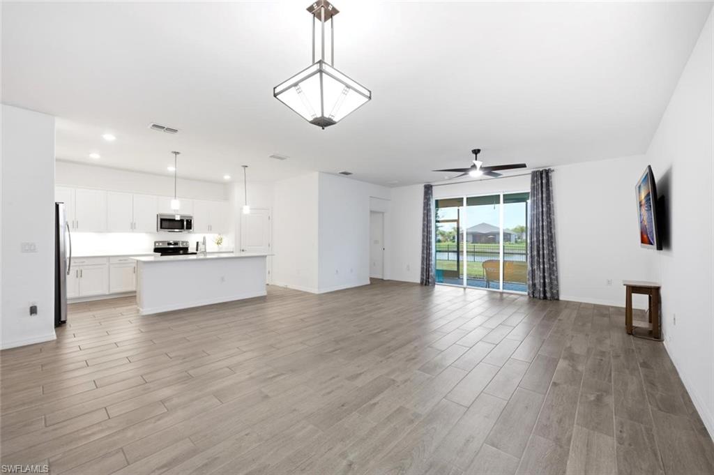 2294 Avocado LN