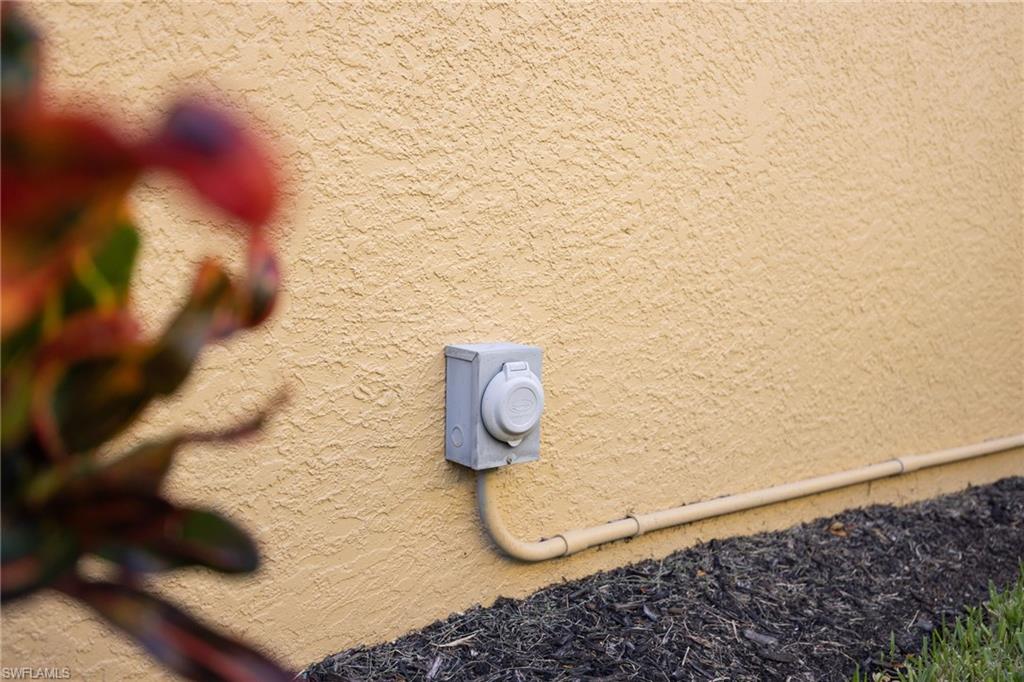 GENERATOR PLUG