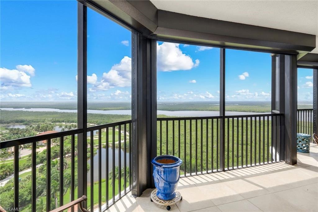 Spectacular VIEWS!