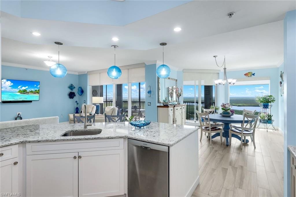 1060 BORGHESE LN 1404 photo 8