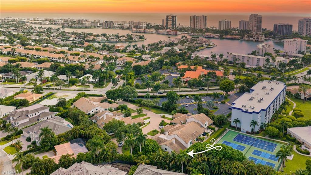 569 PARK SHORE DR G5 photo 19