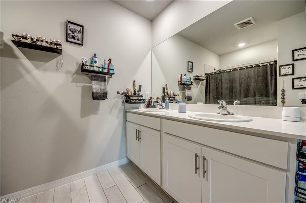 2532 NW 7th ST photo 15