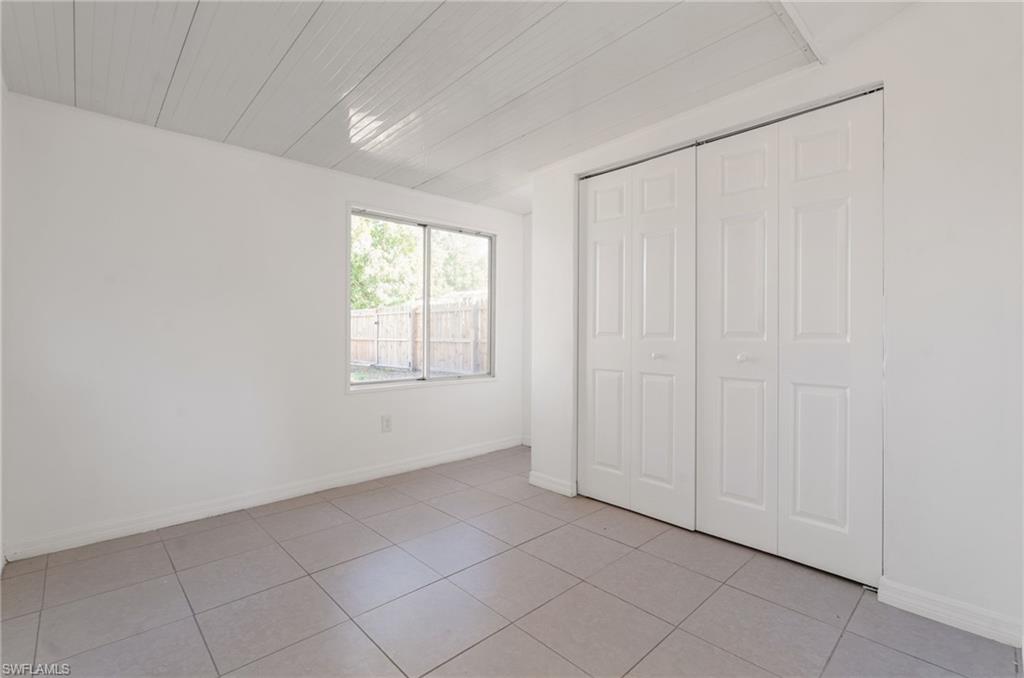 100 Contee DR photo 19
