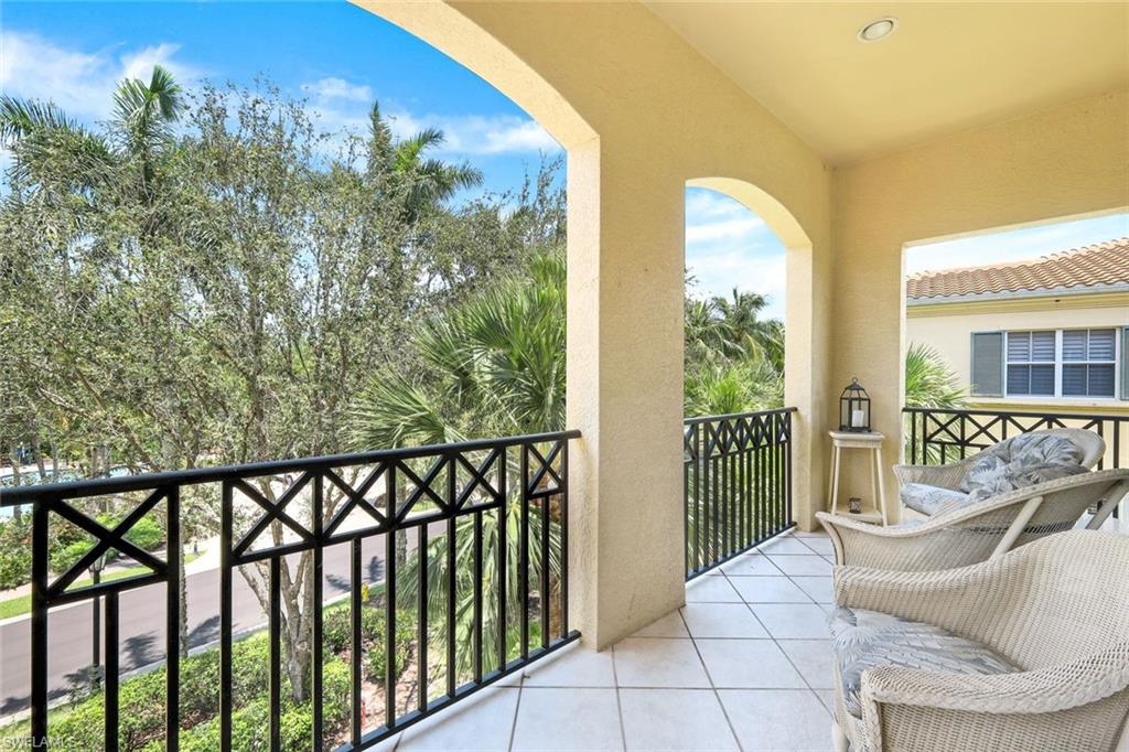 2826 Tiburon BLVD E 103 photo 16