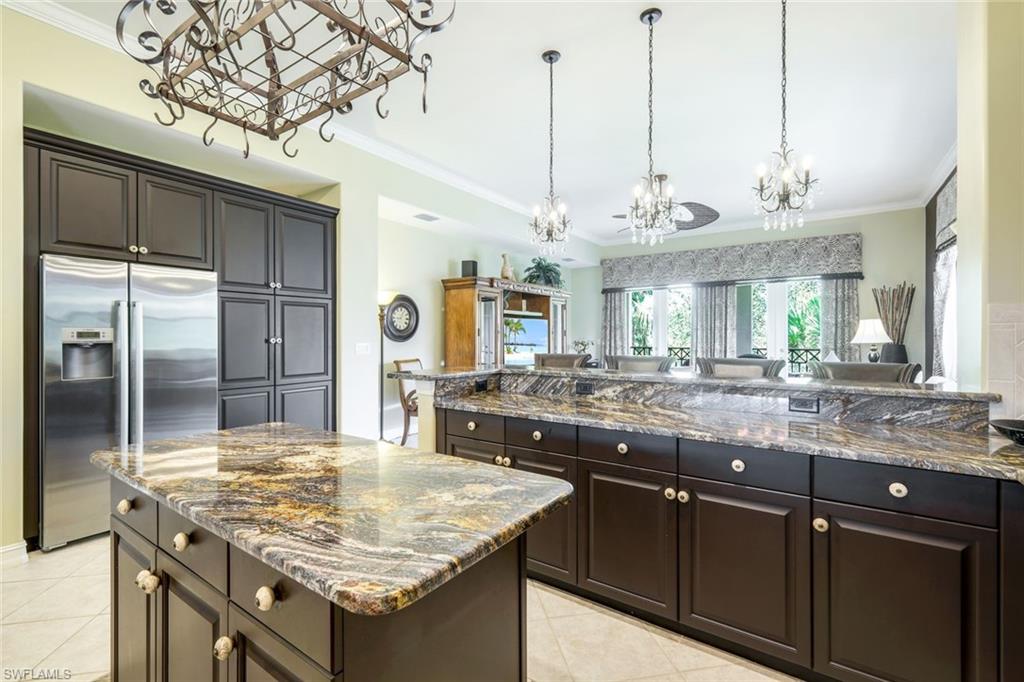 2826 Tiburon BLVD E 103 photo 7