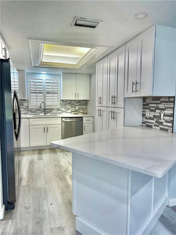 4955 Pepper CIR B-204