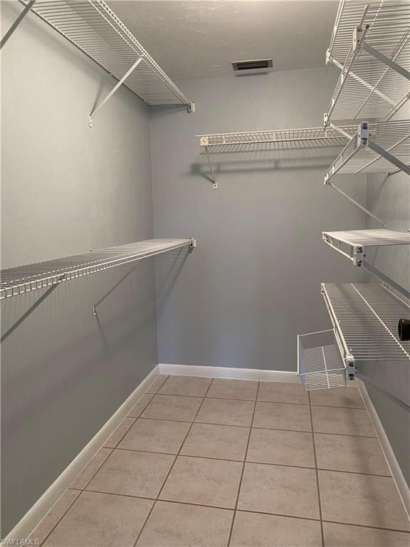 4955 Pepper CIR B-204 photo 11
