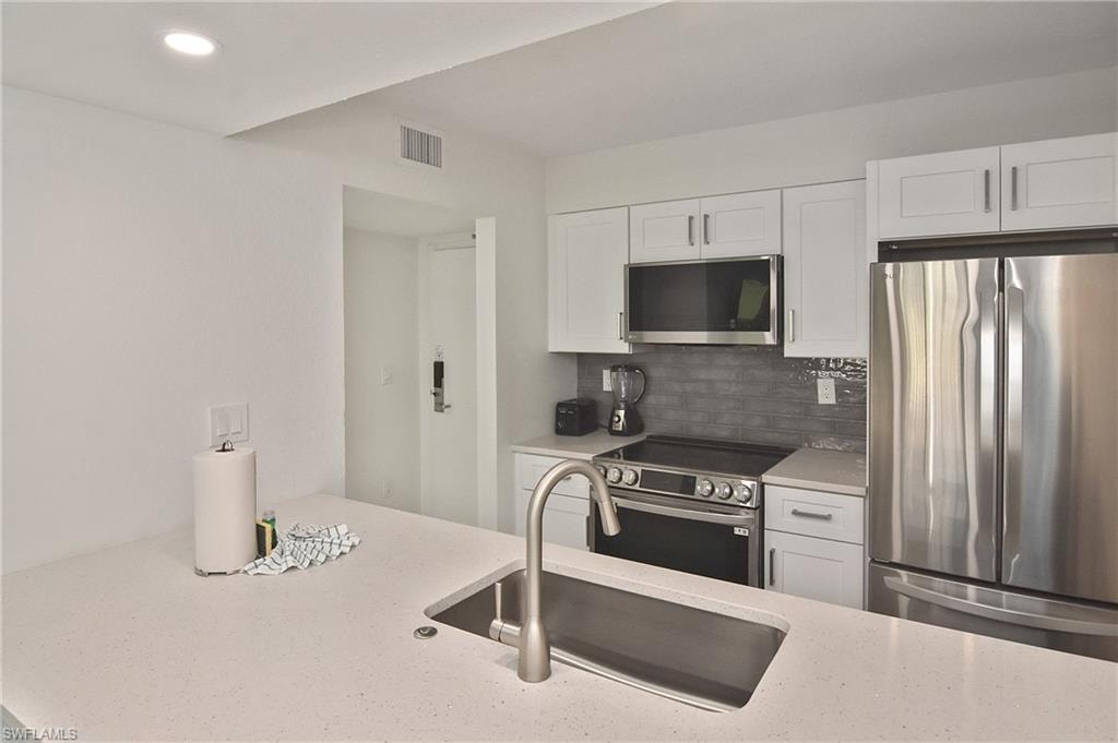 1501 Middle Gulf DR 105F photo 18
