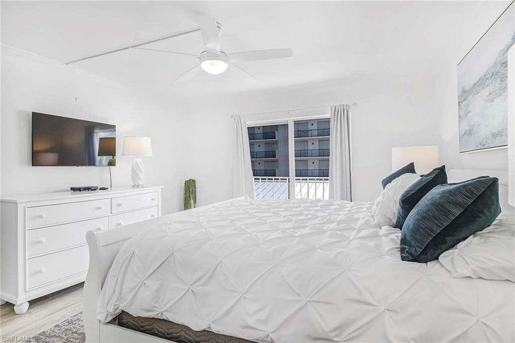 3000 Gulf Shore BLVD N 213 photo 23