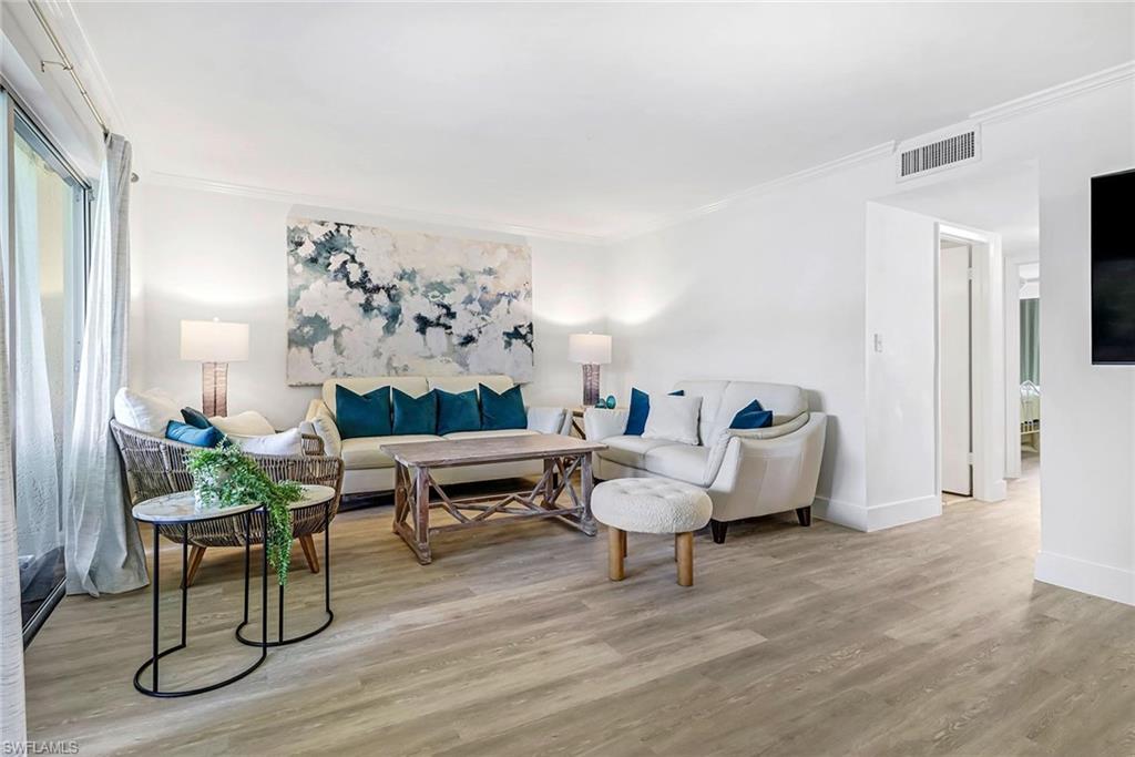 3000 Gulf Shore BLVD N 213 photo 17
