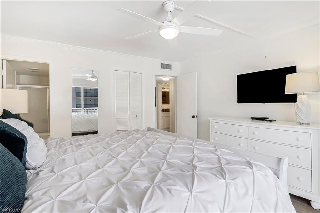 3000 Gulf Shore BLVD N 213 photo 24