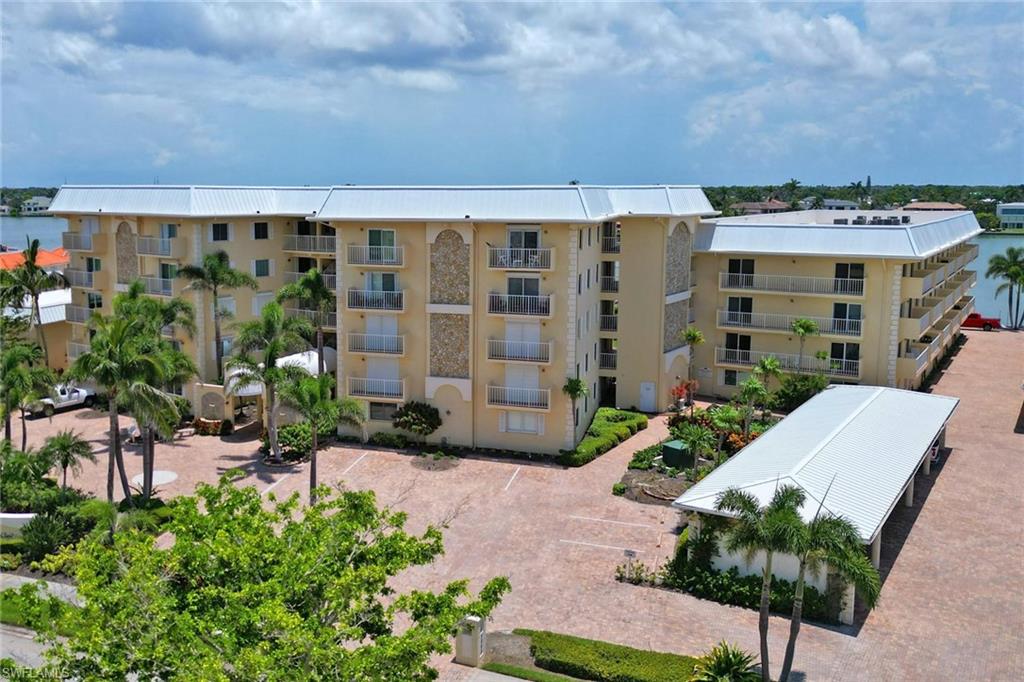 3000 Gulf Shore BLVD N 213 photo 40