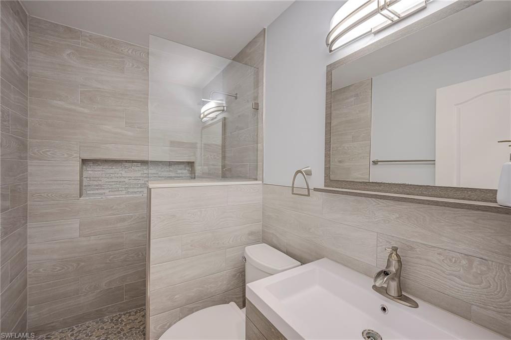 6630 Middlesex PL photo 16
