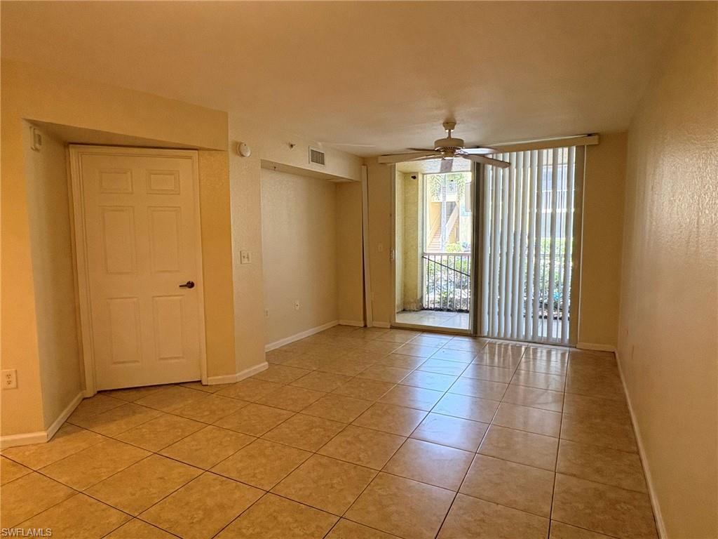 4121 Residence DR 305