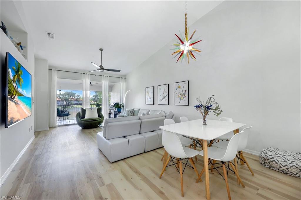 7518 Silver Trumpet LN 201 photo 6