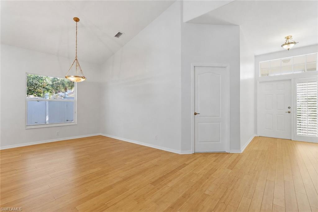 Dining room.