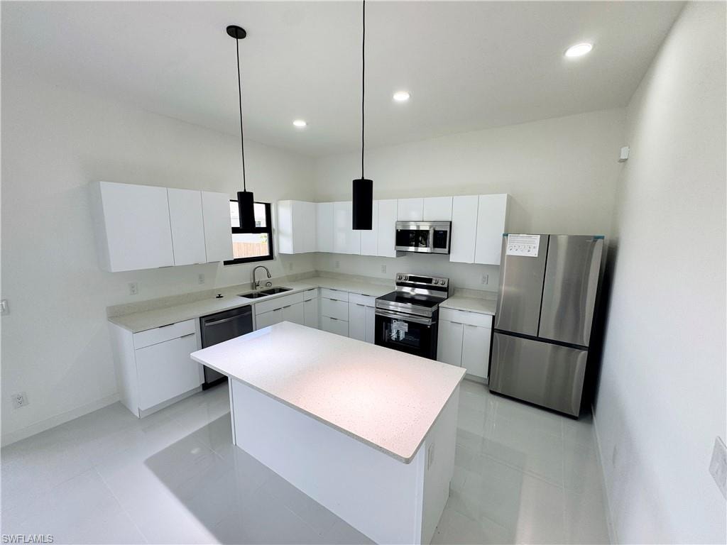 4206 NW 32nd LN photo 7