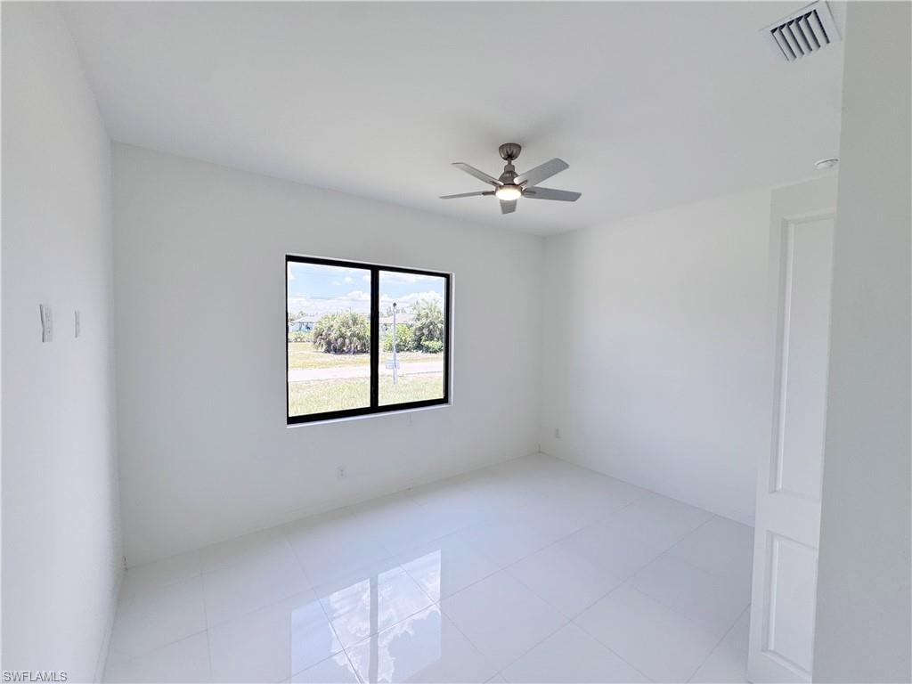 3032 NW 41st AVE photo 12