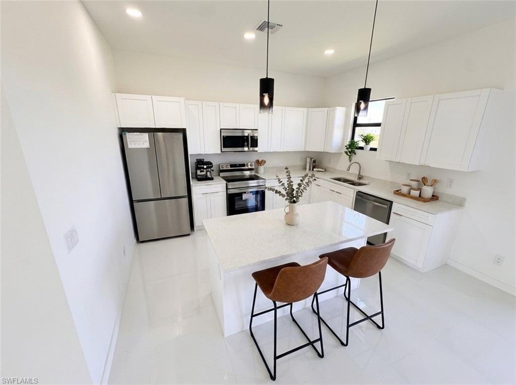 3032 NW 41st AVE