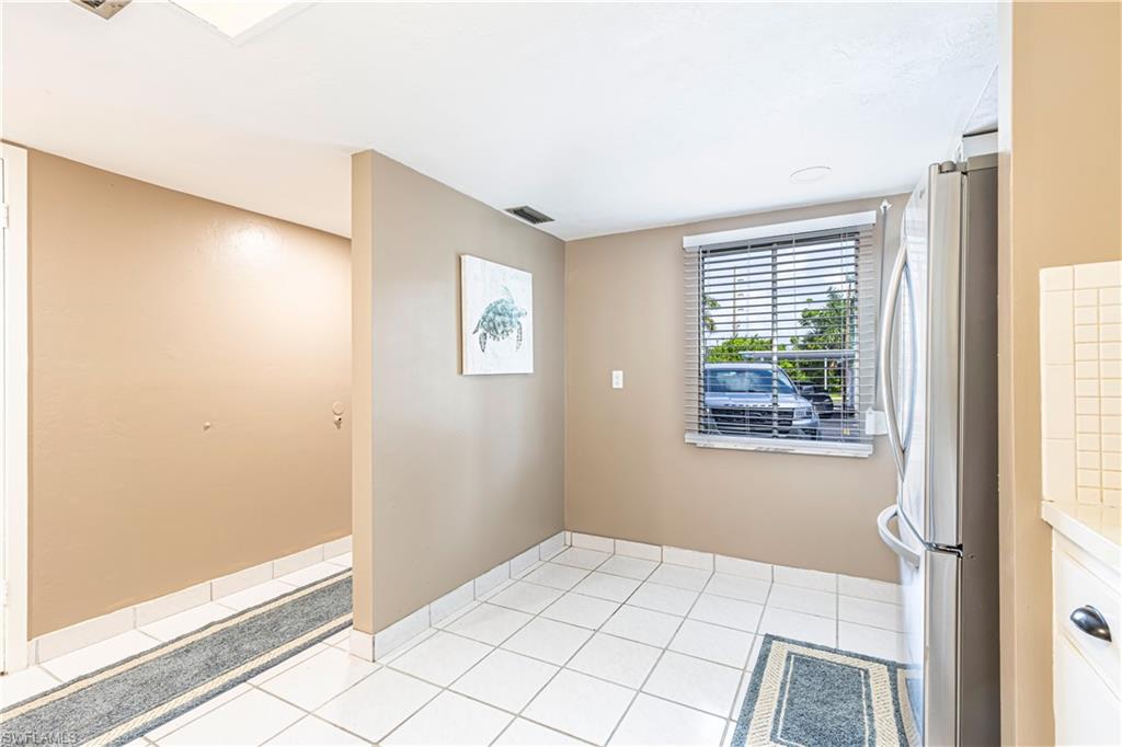 2244 Winkler AVE 108 photo 25