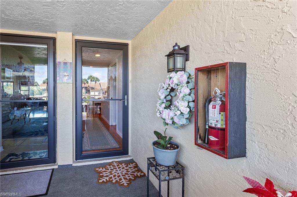 5890 Trailwinds DR 522 photo 13