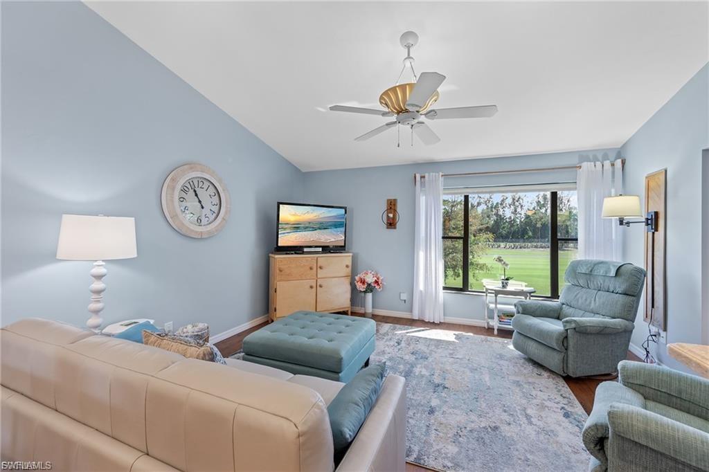 5890 Trailwinds DR 522 photo 19