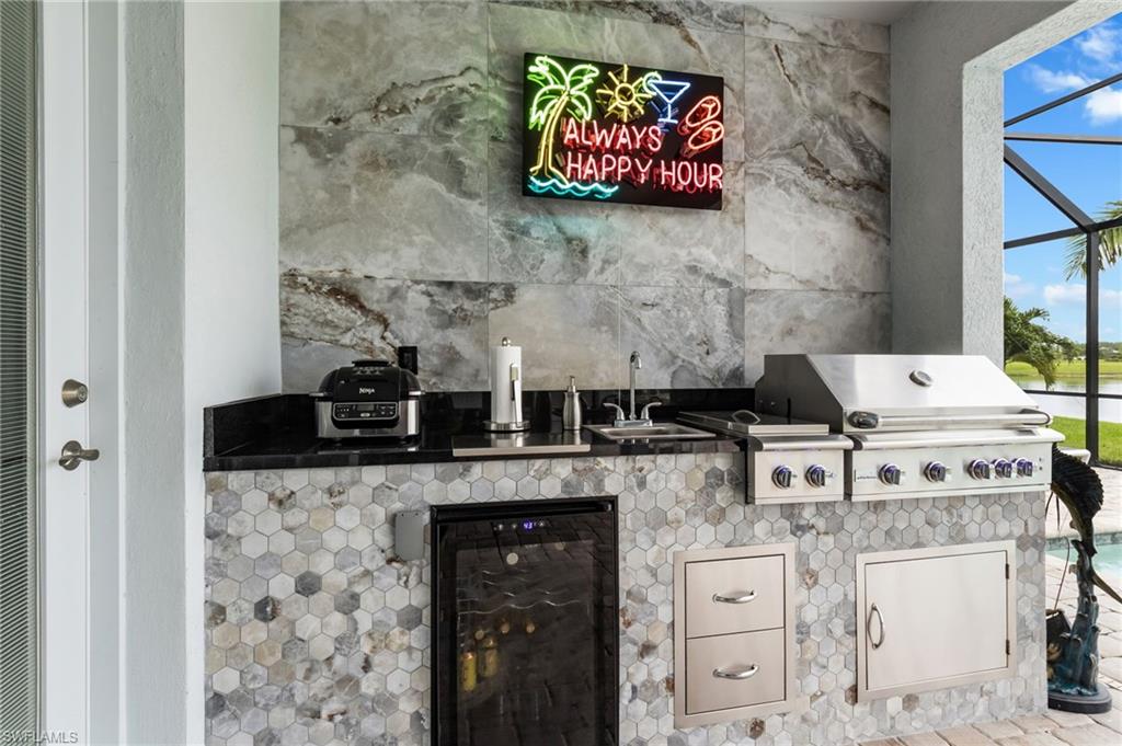 Outdoor Kitchen