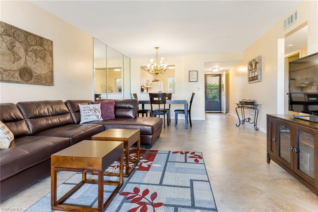 1075 Foxfire LN 103