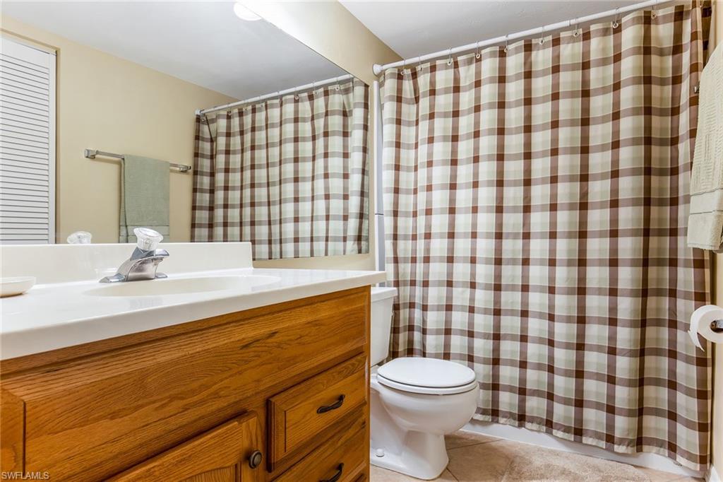 1075 Foxfire LN 103 photo 15