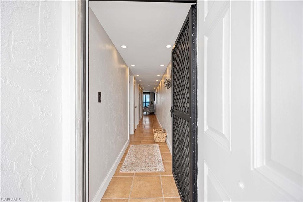 25810 Hickory BLVD 408 photo 14