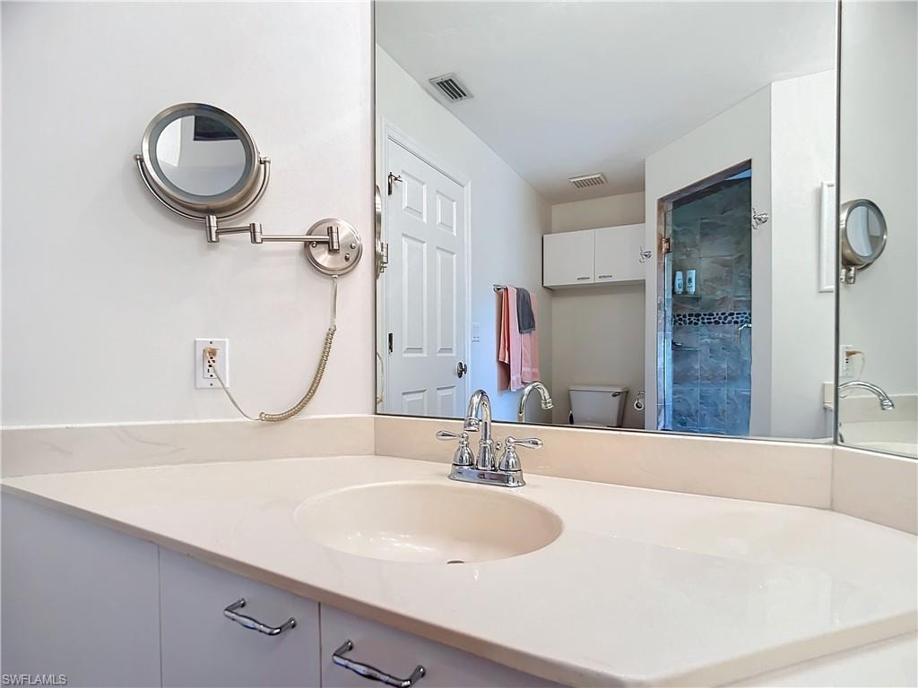 2860 CITRUS LAKE DR R-202 photo 38