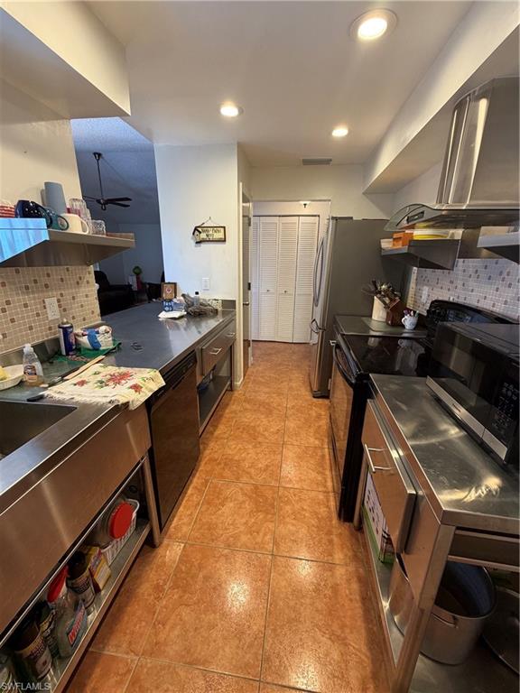 126 Oakside ST photo 12