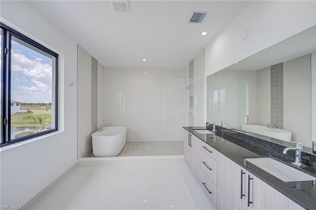 4775 Quercia DR photo 24