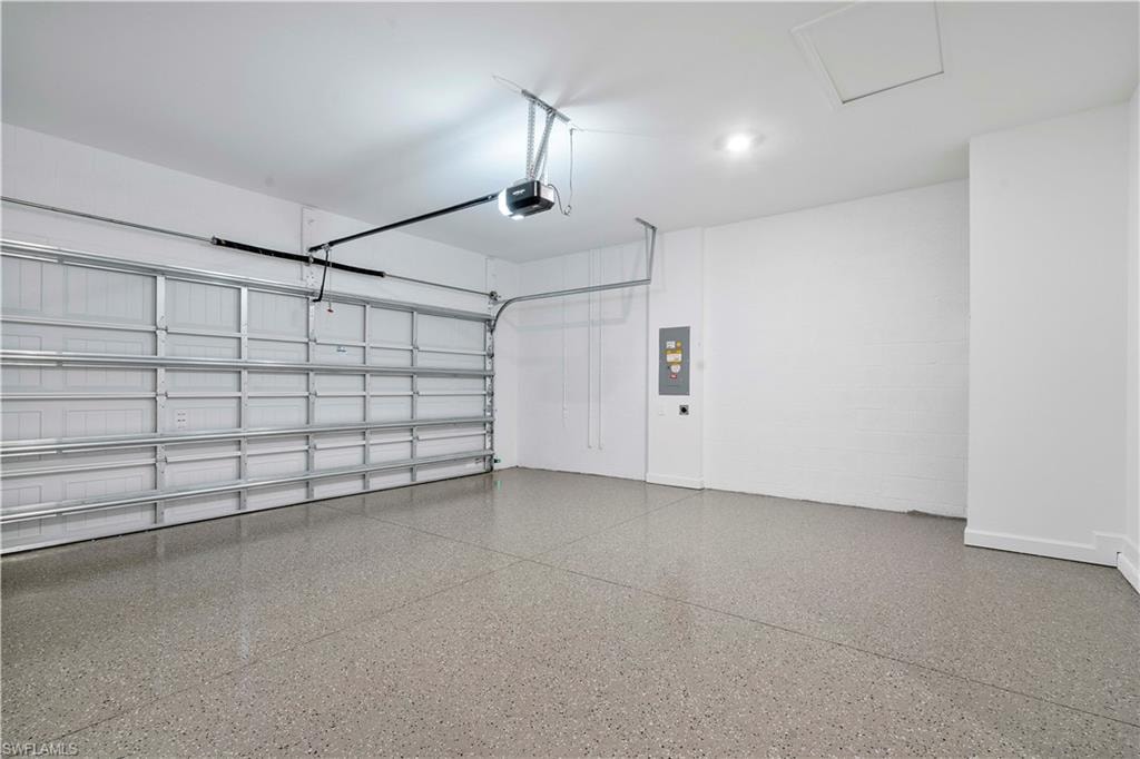 14735 Bluewater RD photo 9