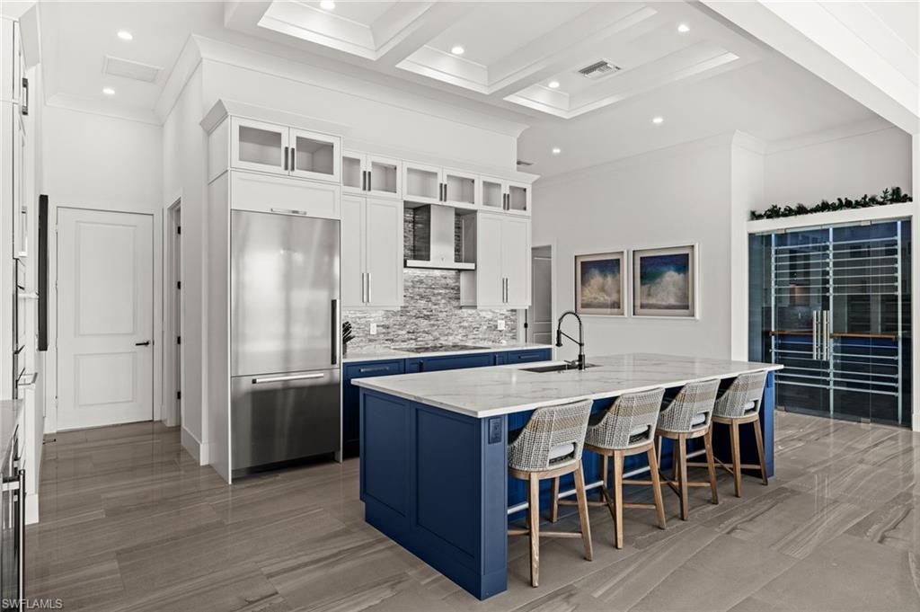 5305 Bayshore AVE photo 8