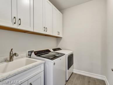 WITH SINK/TUB & STORAGE