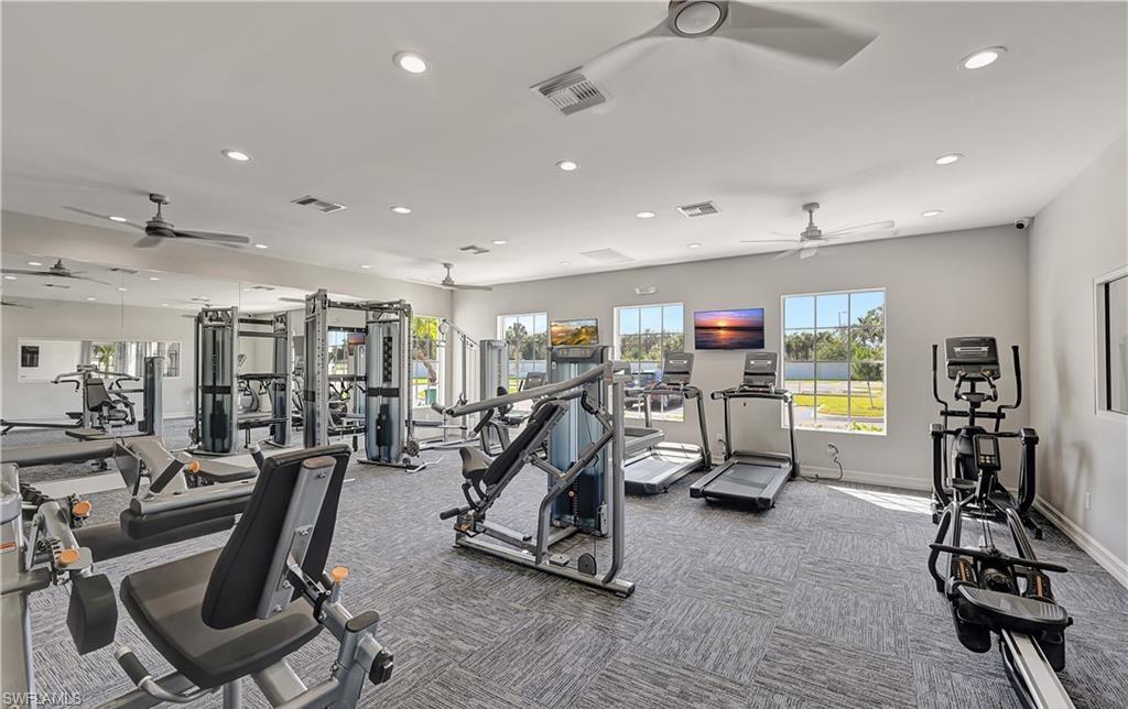 FITNESS CENTER