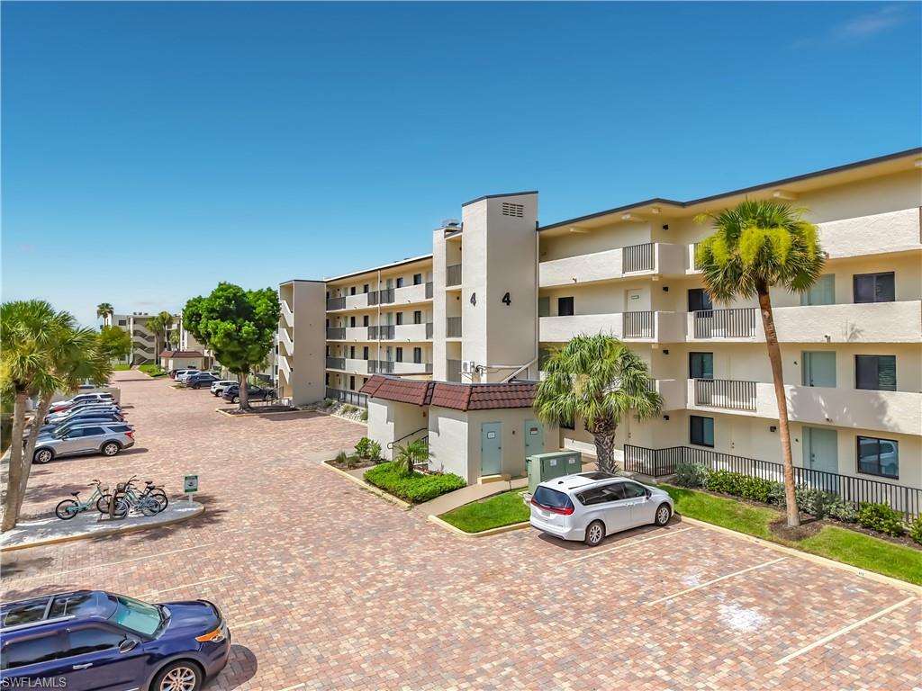 979 E Gulf DR D433