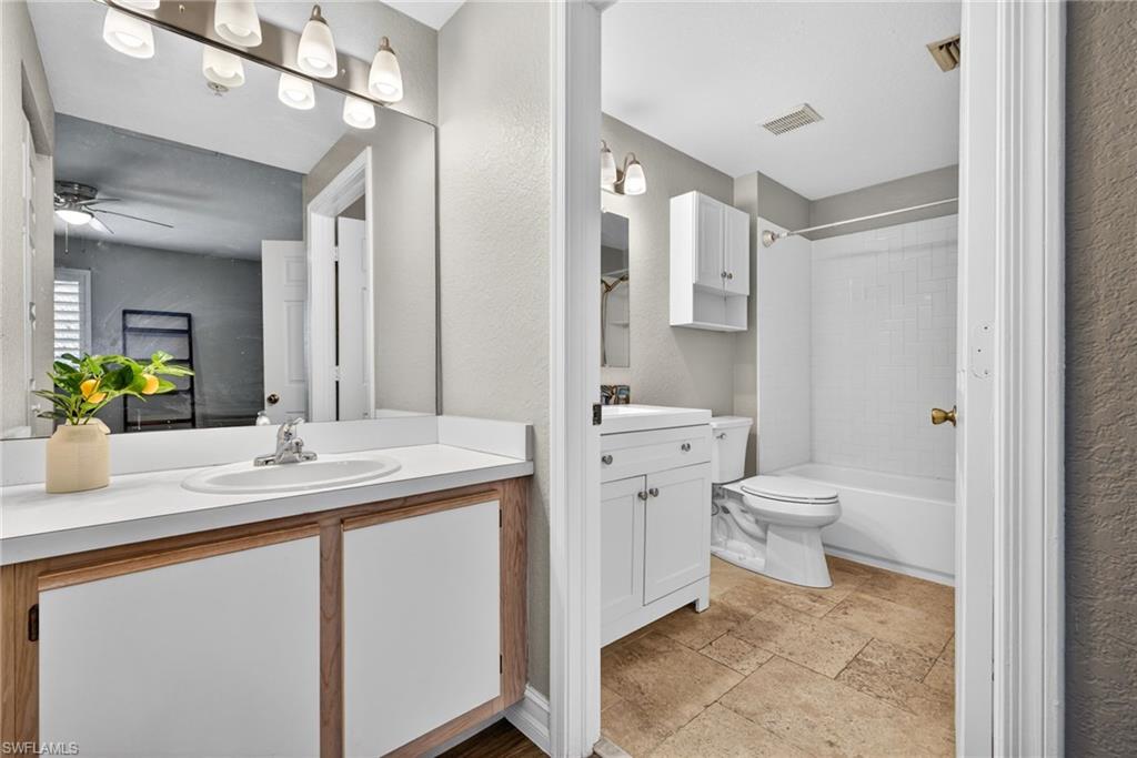 6481 Aragon WAY 304 photo 14