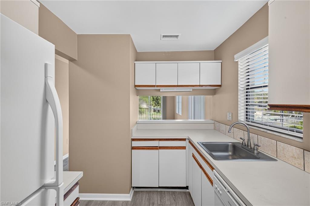 5365 Treetops DR S206 photo 9