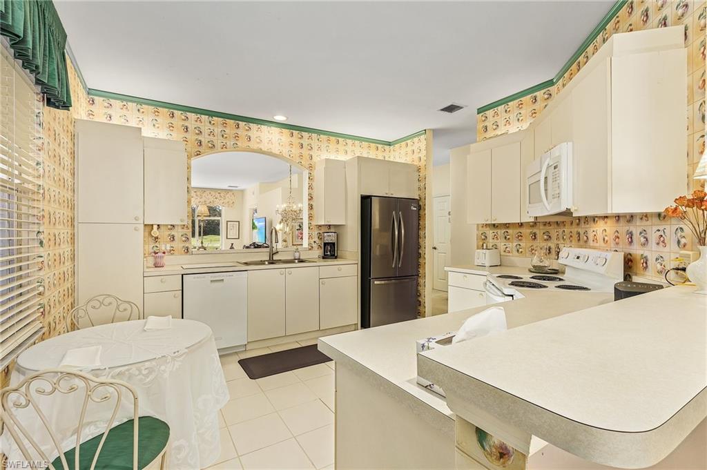 5693 Heron LN 503 photo 14