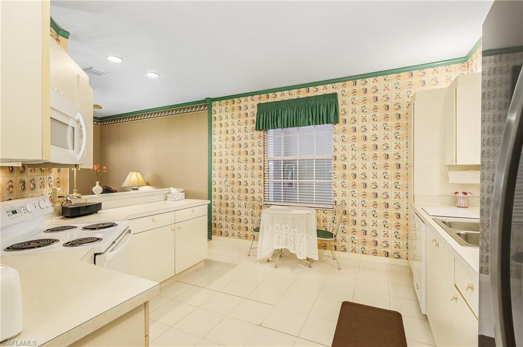 5693 Heron LN 503 photo 15