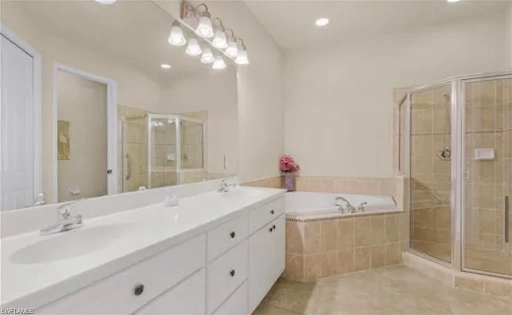 4235 SE 20th PL C201 photo 6