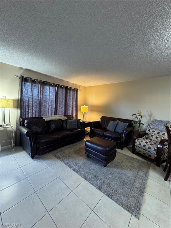 4906 Victoria DR 108