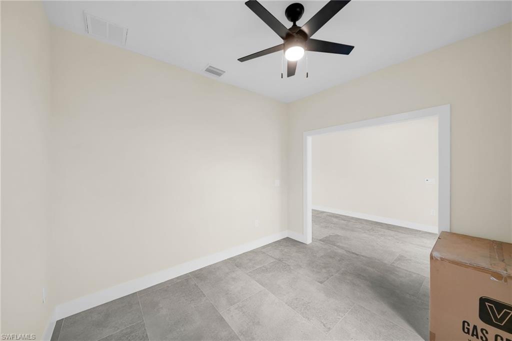 810 Carlfield AVE photo 35